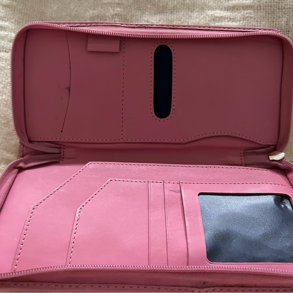 MAZE  Pink Leather Zip Around Wallet  Clutch Credit Card Case Passport Holder N4 - Picture 4 of 8